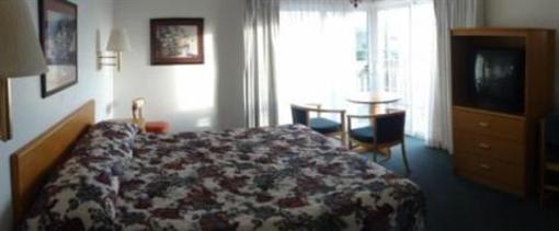 фото отеля Fireside Inn Morro Bay