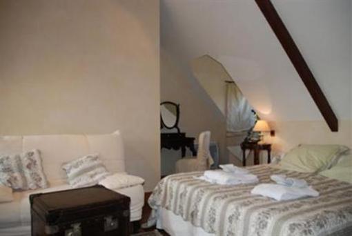 фото отеля Le Manoir Des Douets Fleuris Hotel Cancale