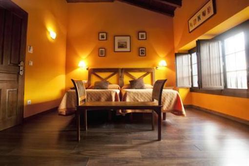 фото отеля El Quintanal Hotel Parres