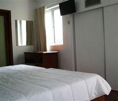 фото отеля Residencial Alcides Ponta Delgada