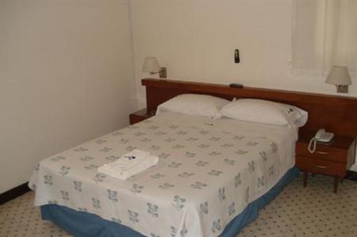 фото отеля Mari Plaza Hotel