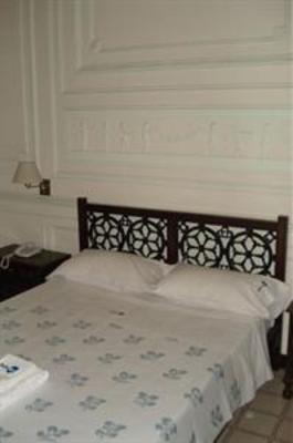 фото отеля Mari Plaza Hotel