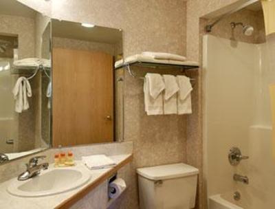 фото отеля Days Inn Shelburne Burlington