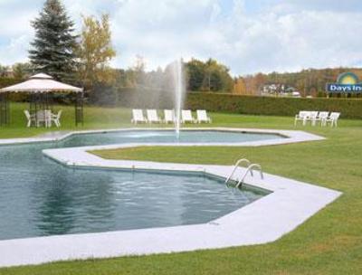 фото отеля Days Inn Shelburne Burlington