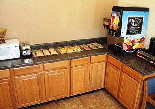 фото отеля Econo Lodge Newton