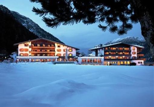 фото отеля Alpine Wellnesshotel Karwendel