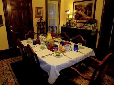 фото отеля Applesauce Inn Bed & Breakfast