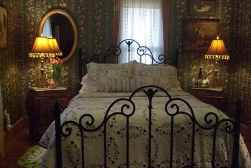 фото отеля Applesauce Inn Bed & Breakfast