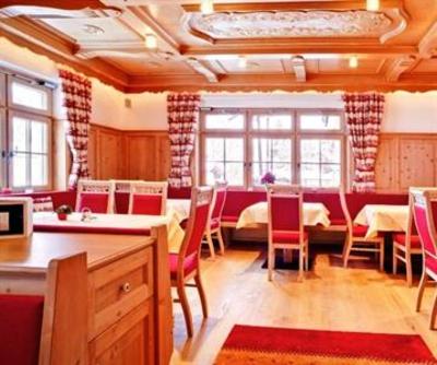 фото отеля Hotel And Chalet Bellevue Lech am Arlberg