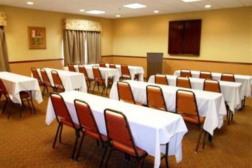 фото отеля Hampton Inn Waterbury