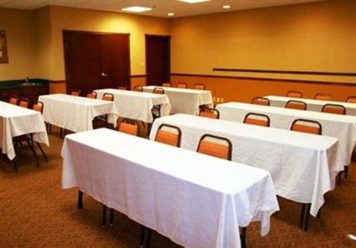 фото отеля Hampton Inn Waterbury