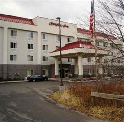 фото отеля Hampton Inn Waterbury