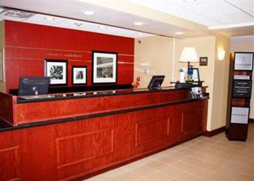 фото отеля Hampton Inn Waterbury