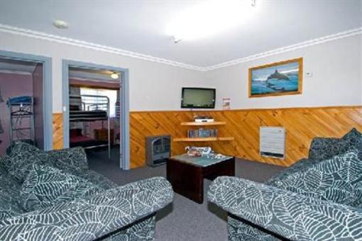 фото отеля Homelea Accommodation Spa Cottage & Apartments