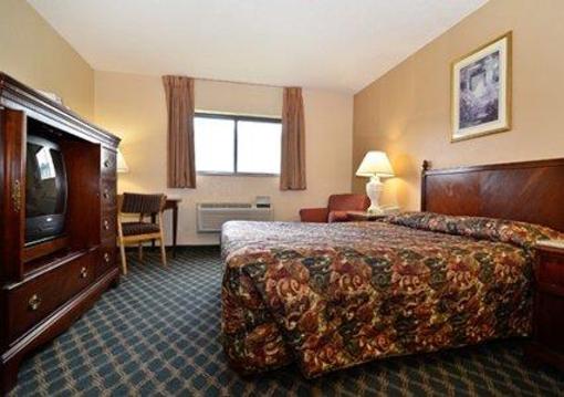 фото отеля Econo Lodge Cedar Rapids