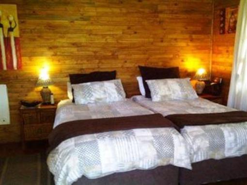фото отеля Pine Tree Lodge
