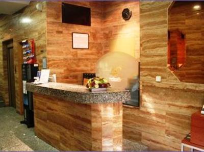 фото отеля Hostal 4C Cuatro Caminos