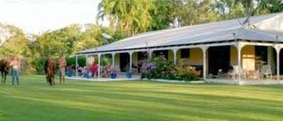 фото отеля Grungle Downs Tropical Bed and Breakfast