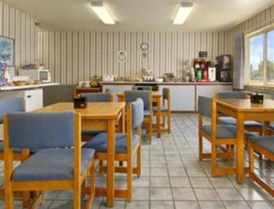 фото отеля Americas Best Value Inn Sault Sainte Marie