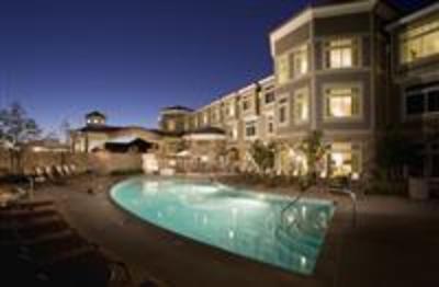 фото отеля West Inn & Suites Carlsbad