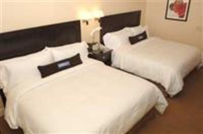 фото отеля West Inn & Suites Carlsbad