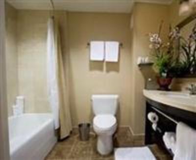 фото отеля West Inn & Suites Carlsbad