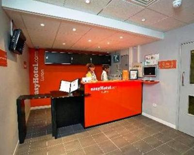 фото отеля easyHotel Luton