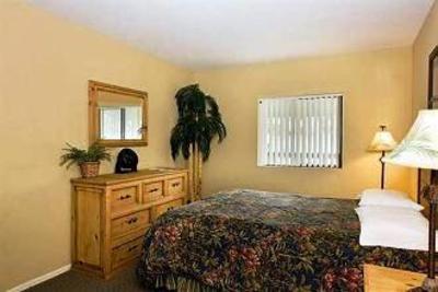 фото отеля SeaBreeze Vacation Rentals Carlsbad (California)