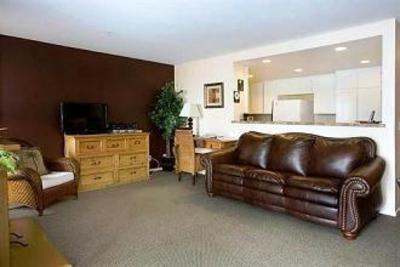 фото отеля SeaBreeze Vacation Rentals Carlsbad (California)