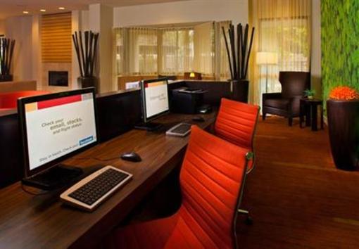 фото отеля Courtyard Hotel Metairie