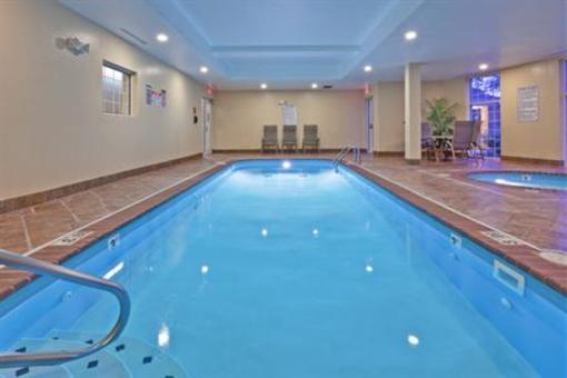 фото отеля Candlewood Suites Bowling Green