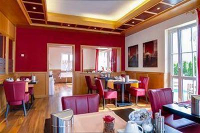 фото отеля Central Hotel Friedrichshafen