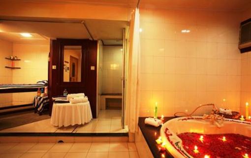 фото отеля The Crown Bhubaneswar