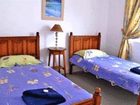 фото отеля Whale Watchers Beach Apartment