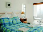 фото отеля Whale Watchers Beach Apartment