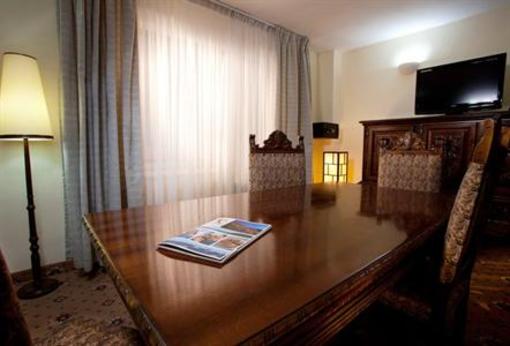 фото отеля Hotel Sinaia