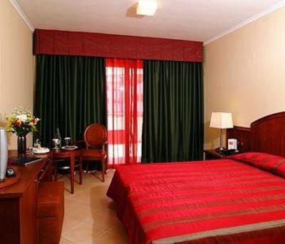 фото отеля Theartemis Palace Hotel