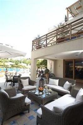фото отеля Theartemis Palace Hotel