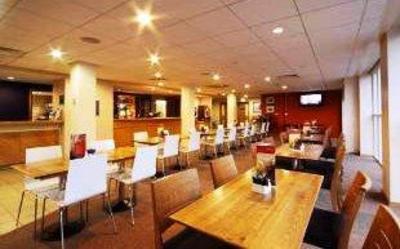 фото отеля Travelodge Bournemouth Hotel