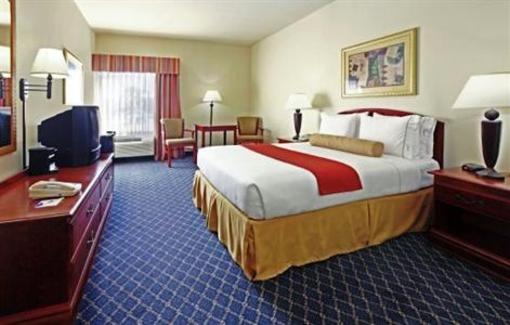 фото отеля Holiday Inn Express Bryant