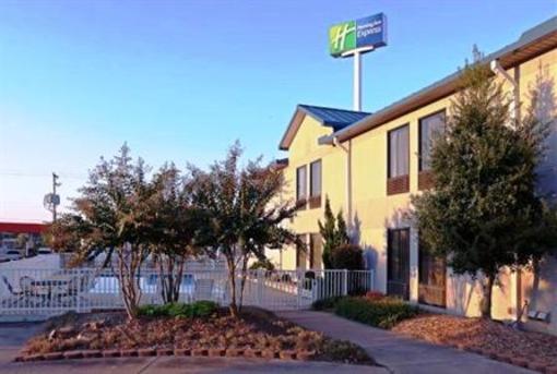 фото отеля Holiday Inn Express Bryant
