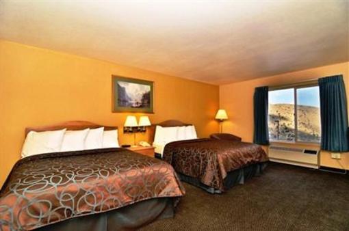 фото отеля BEST WESTERN Topaz Lake Inn