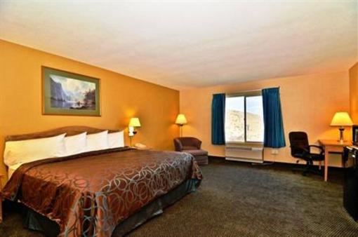 фото отеля BEST WESTERN Topaz Lake Inn