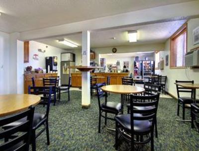 фото отеля Super 8 Motel Lincoln / Cornhusker