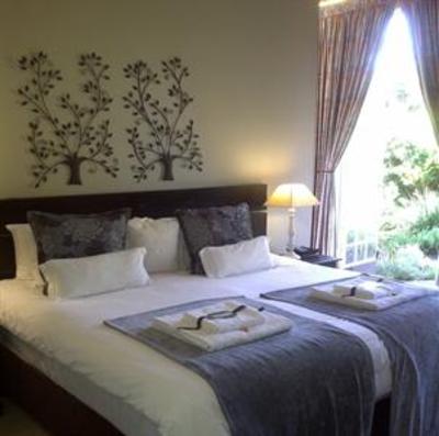 фото отеля Farmers Folly Guest House