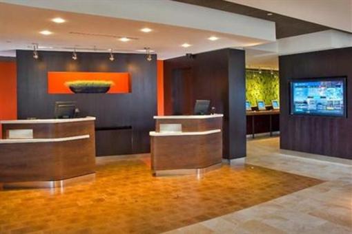 фото отеля Courtyard by Marriott Fort Collins