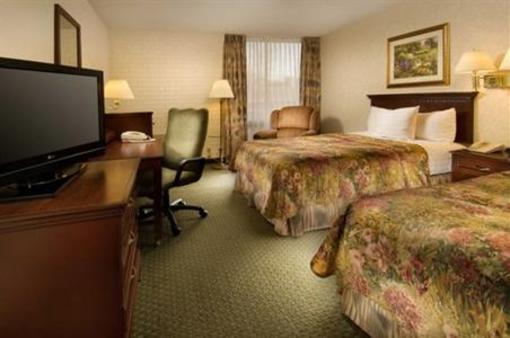 фото отеля Drury Inn Pikes Peak Colorado Springs