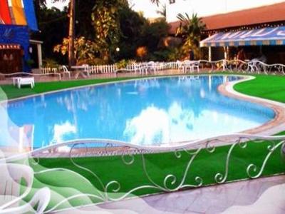 фото отеля Holiday International Hotel