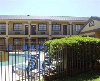 фото отеля Best Western Northpark Inn Nacogdoches