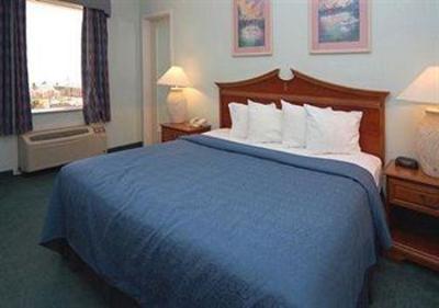 фото отеля Cocoa Beach Suites Hotel